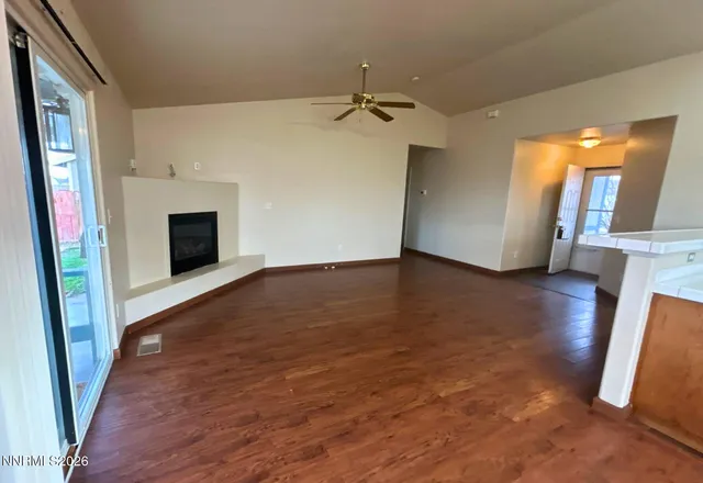 $1,800 | 250 Emigrant Way, Fernley, NV 89408