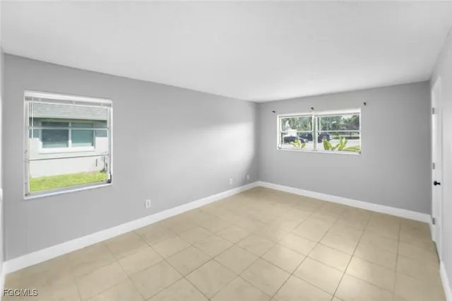 $1,450 | 2935 Southeast 15th Place, Unit 2, Cape Coral, FL 33904