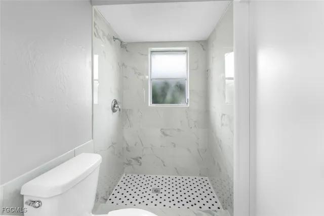 $1,450 | 2935 Southeast 15th Place, Unit 2, Cape Coral, FL 33904