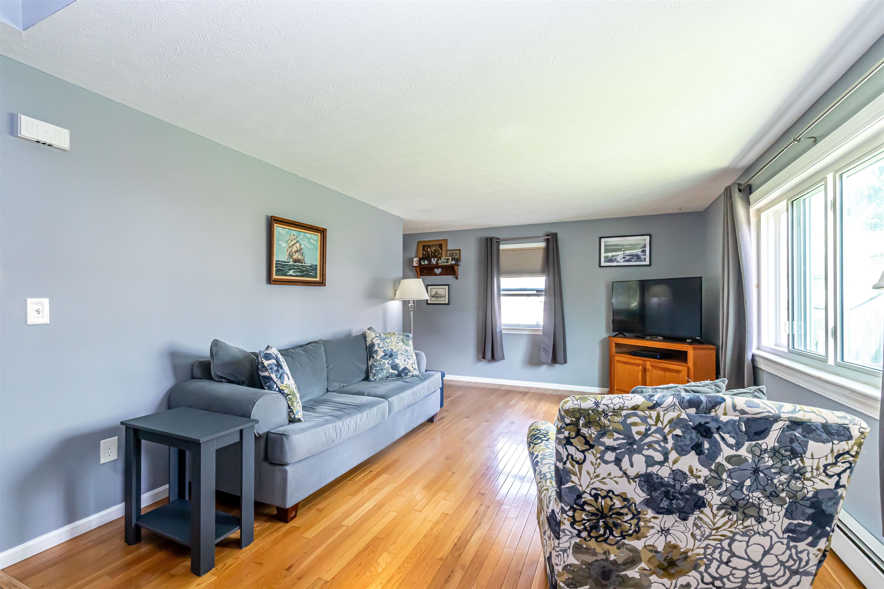 44 Watson Street Manchester, NH 03103 - Photo 7 of 39 Gallery Image 7