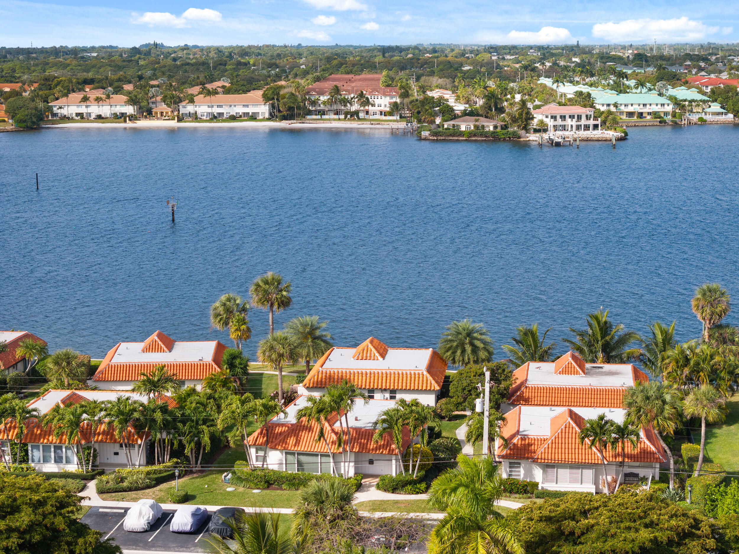 1369 Lands End Road Manalapan, FL 33462 - Photo 5 of 31 dji_20260128233707_0979_d