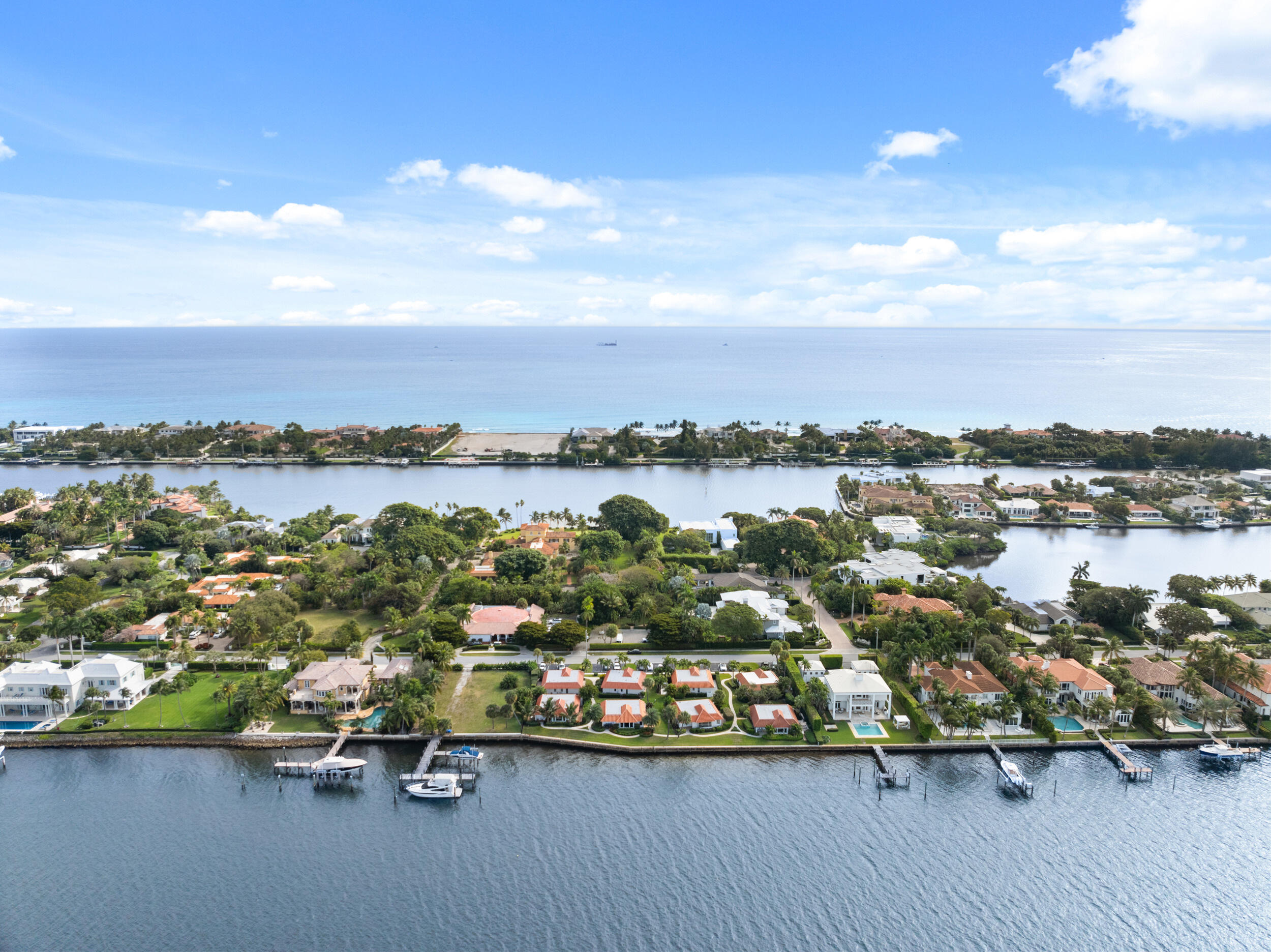1369 Lands End Road Manalapan, FL 33462 - Photo 8 of 31 dji_20260128233935_0007_d