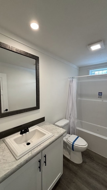 21 Pinrock Drive Sturbridge, MA 01566 - Photo 12 of 19