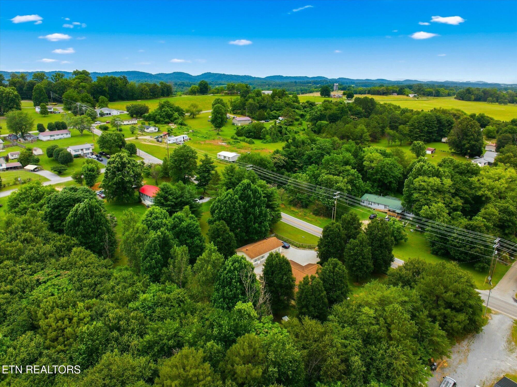 301 Wayman Road Madisonville, TN 37354 - Photo 33 of 41