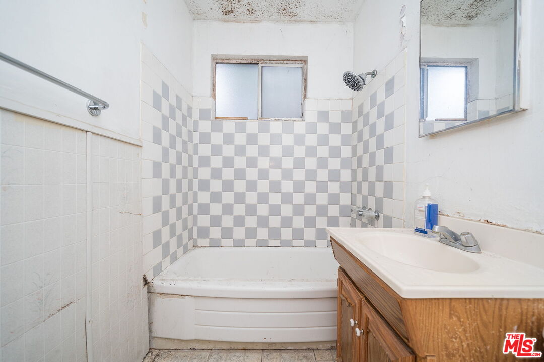 1911 Bryce Road El Monte, CA 91733 - Photo 11 of 28 Gallery Image 11