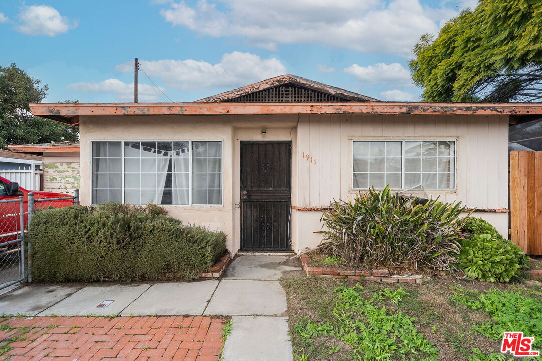 1911 Bryce Road El Monte, CA 91733 - Photo 3 of 28 Gallery Image 3