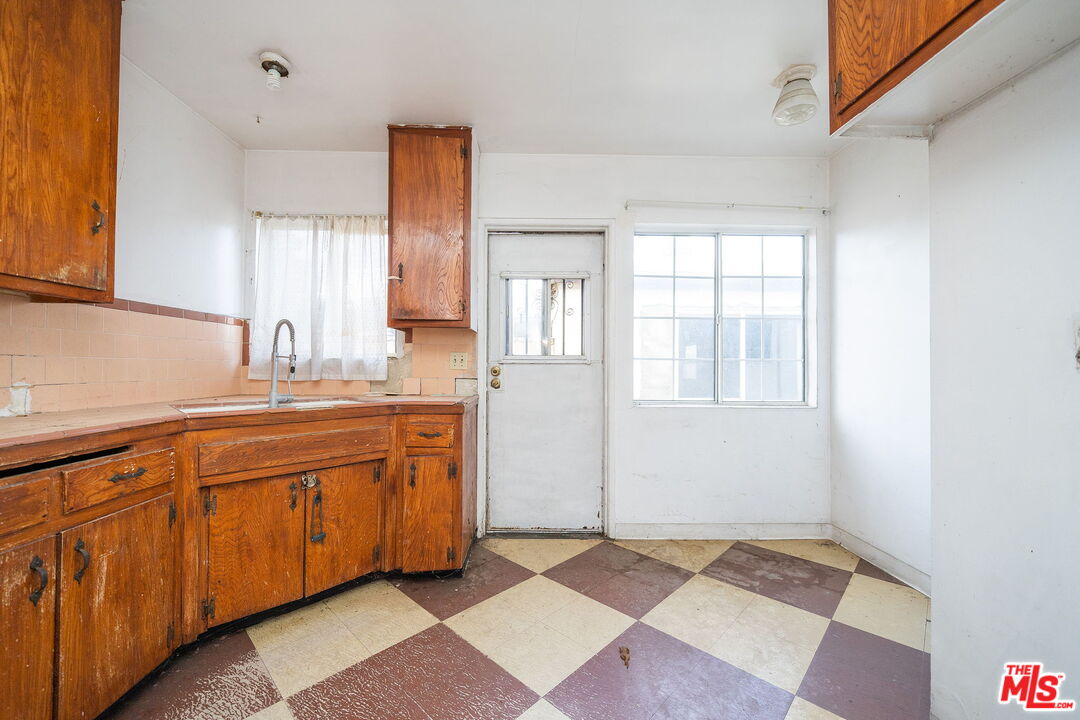 1911 Bryce Road El Monte, CA 91733 - Photo 8 of 28 Gallery Image 8