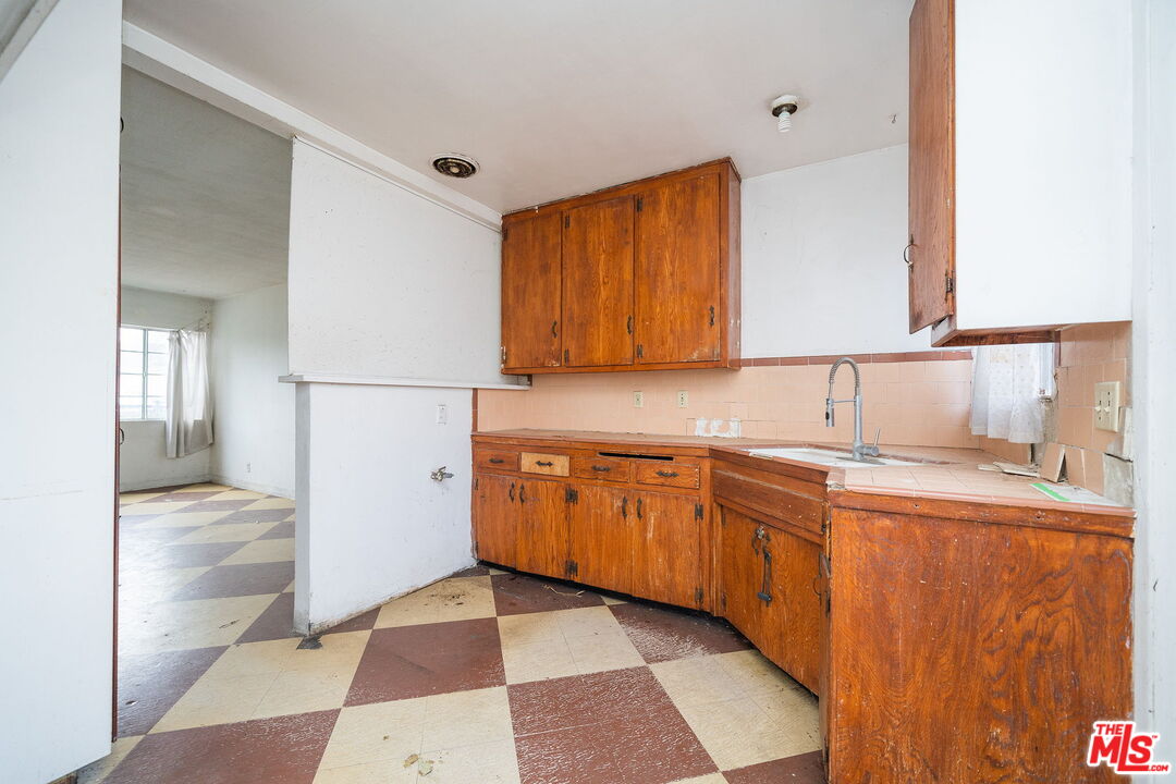 1911 Bryce Road El Monte, CA 91733 - Photo 9 of 28 Gallery Image 9