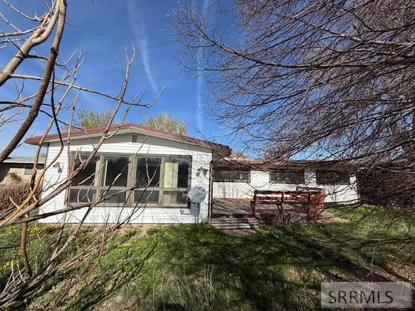 $399,900 | 379 Fairway Drive, Pocatello, ID 83201