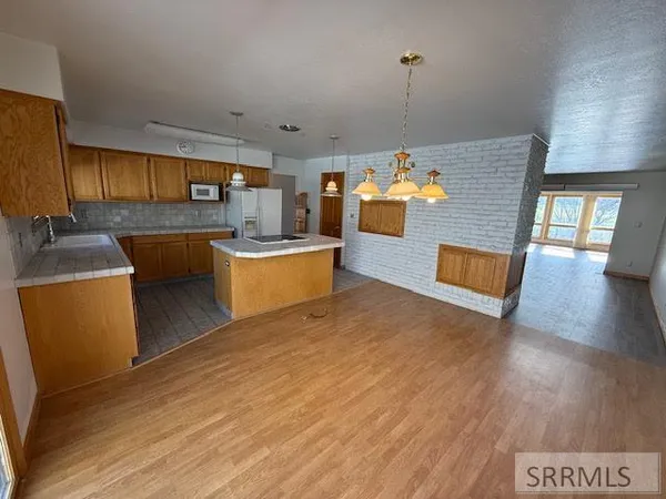 $399,900 | 379 Fairway Drive, Pocatello, ID 83201