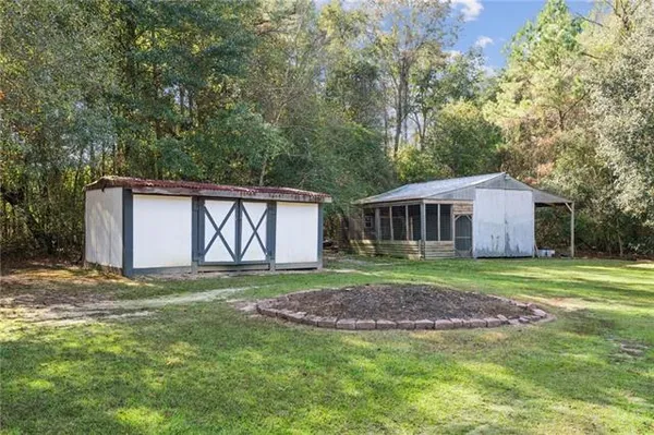 $790,000 | 23375 Lowe Davis Road, Covington, LA 70435