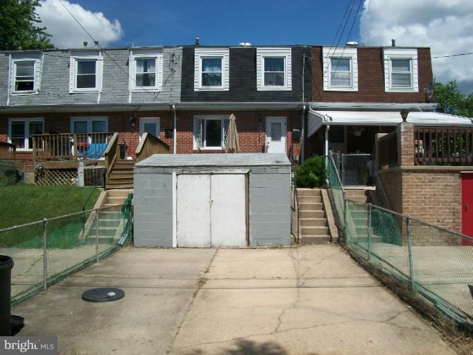 2118 Cockspur Road Baltimore, MD 21220 - Photo 3 of 10 Exterior (Rear)