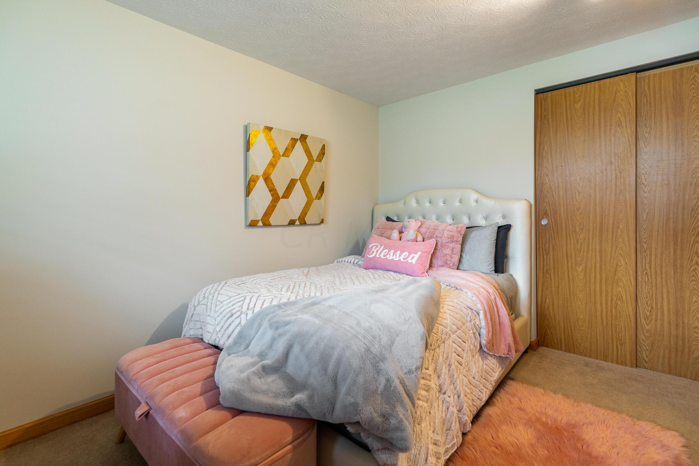 1839 Brookfield Road Columbus, OH 43229 - Photo 15 of 32 Bedroom 2