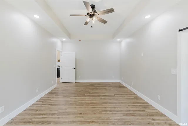 $479,900 | 704 Jonathan Lane, Carterville, IL 62918