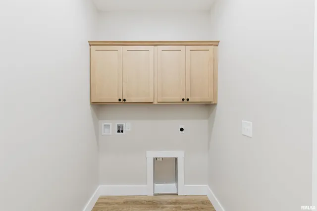 $479,900 | 704 Jonathan Lane, Carterville, IL 62918