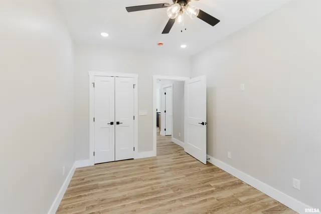 $479,900 | 704 Jonathan Lane, Carterville, IL 62918