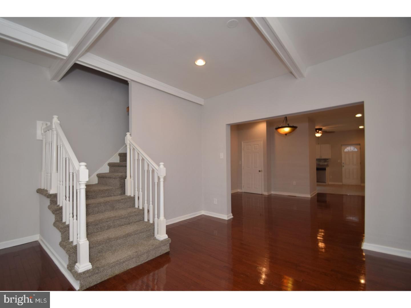 5341 Locust Street Philadelphia, PA 19139 - Photo 8 of 25 Living Room