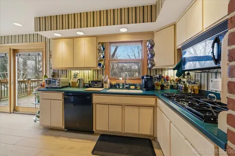 $749,000 | 1708 Longvalley Drive, Northbrook, IL 60062