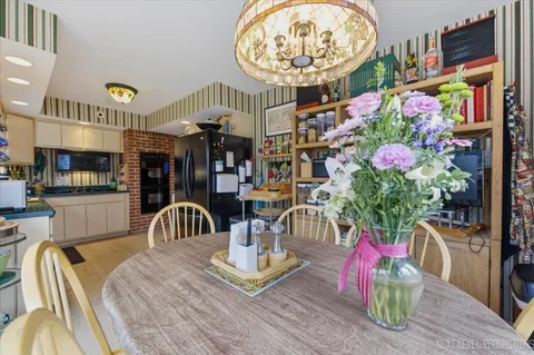 $749,000 | 1708 Longvalley Drive, Northbrook, IL 60062