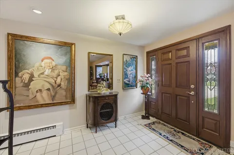 $749,000 | 1708 Longvalley Drive, Northbrook, IL 60062