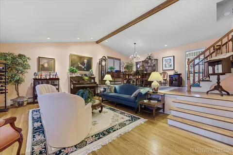 $749,000 | 1708 Longvalley Drive, Northbrook, IL 60062