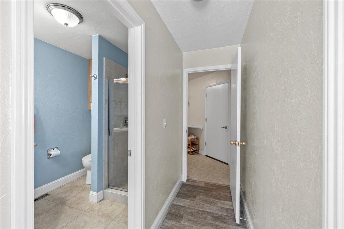 11195 Ringtail Road Penn Valley, CA 95946 - Photo 27 of 47 a view of a bathroom from a hallway