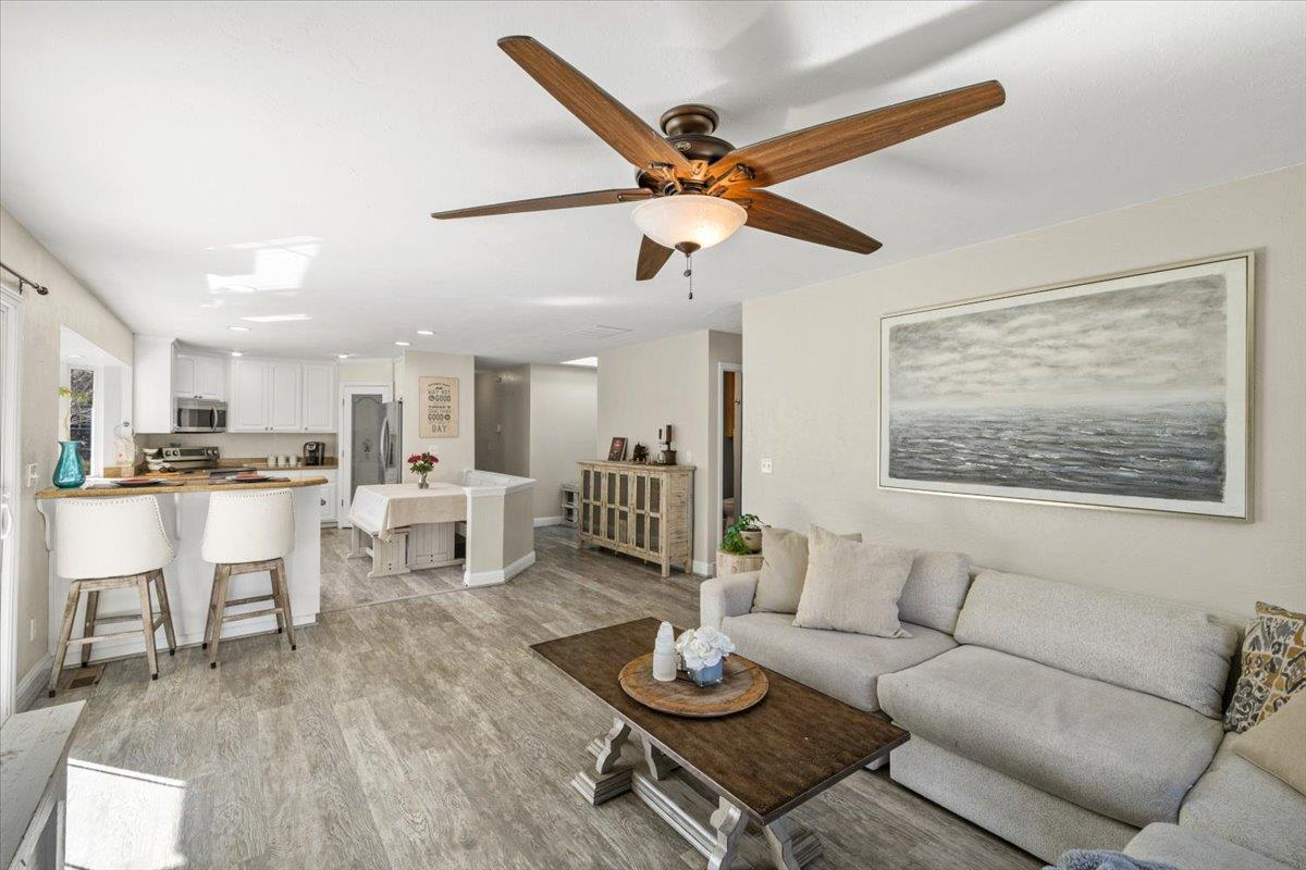 11195 Ringtail Road Penn Valley, CA 95946 - Photo 10 of 47 a living room with furniture and kitchen view