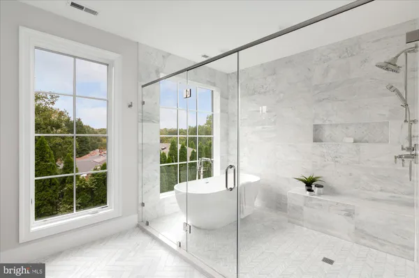 $3,189,000 | 1446 Cola Drive, McLean, VA 22101