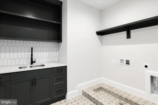 $3,189,000 | 1446 Cola Drive, McLean, VA 22101