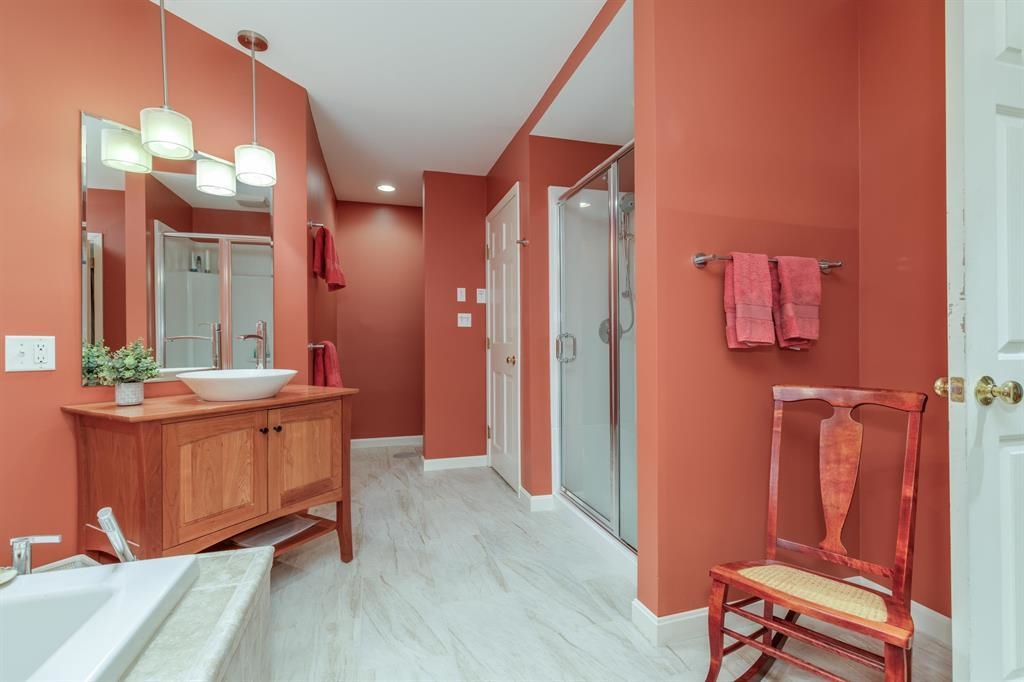 402 Straw Hill Road, Unit 402 Manchester, NH 03104 - Photo 38 of 53