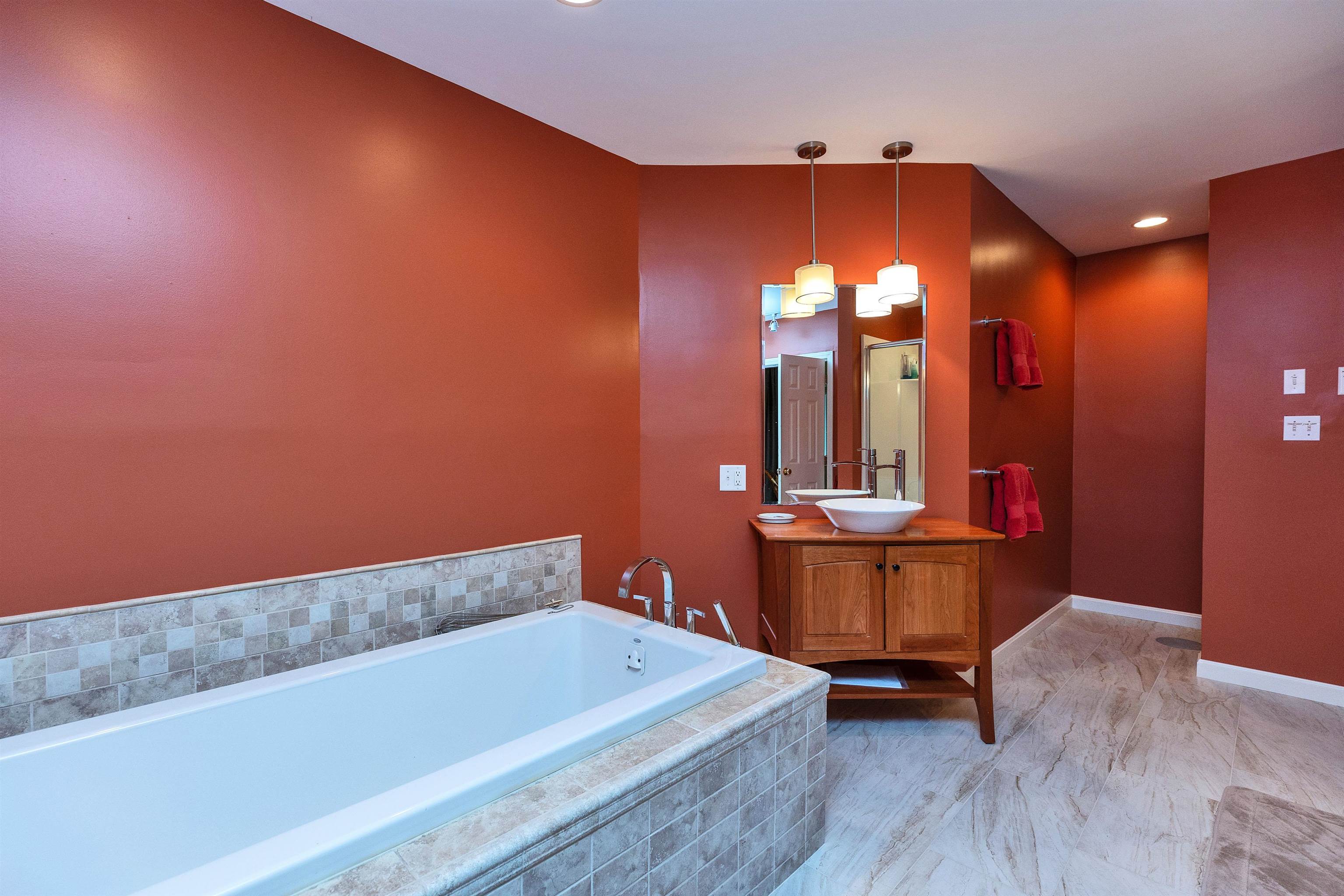 402 Straw Hill Road, Unit 402 Manchester, NH 03104 - Photo 39 of 53