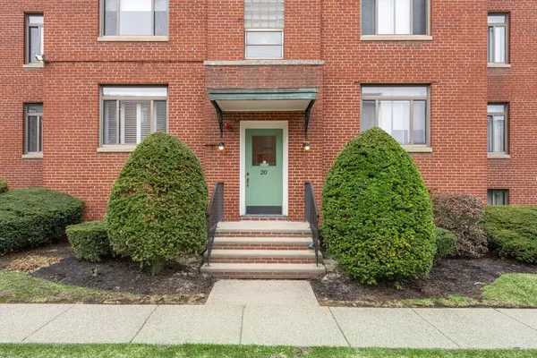 $265,000 | 20 Ashland Street, Unit 1L, Worcester, MA 01609