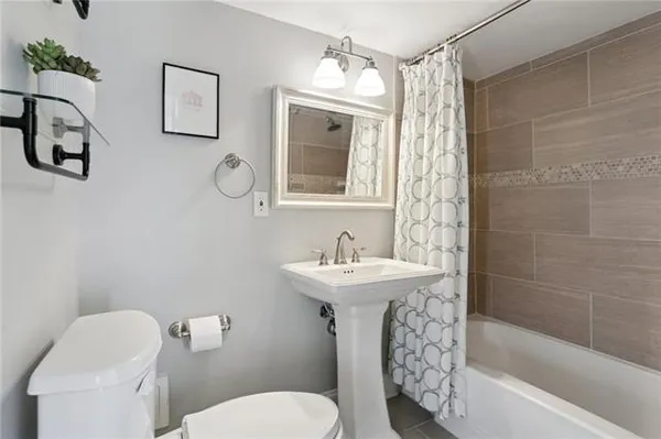 $325,000 | 729 Lyons Street, Unit A, New Orleans, LA 70115
