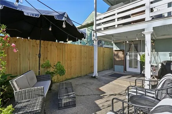 $325,000 | 729 Lyons Street, Unit A, New Orleans, LA 70115