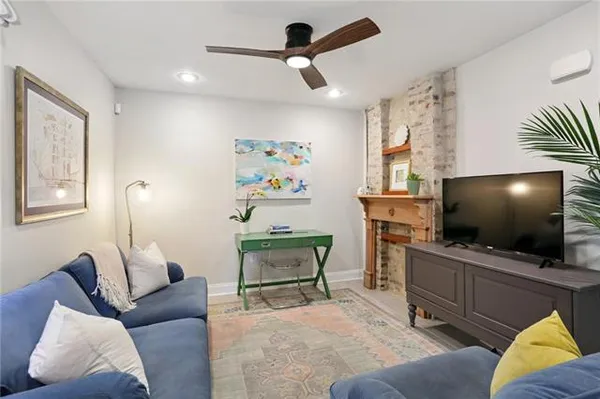 $325,000 | 729 Lyons Street, Unit A, New Orleans, LA 70115