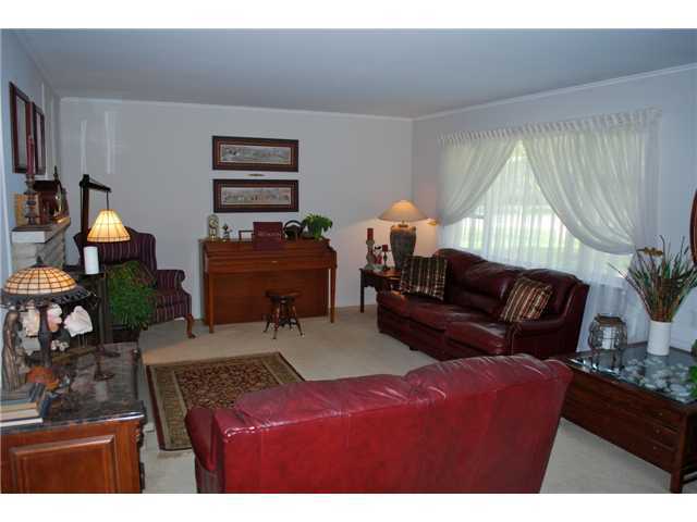 3040 Courtright Road Columbus, OH 43232 - Photo 6 of 18 Gallery Image 6