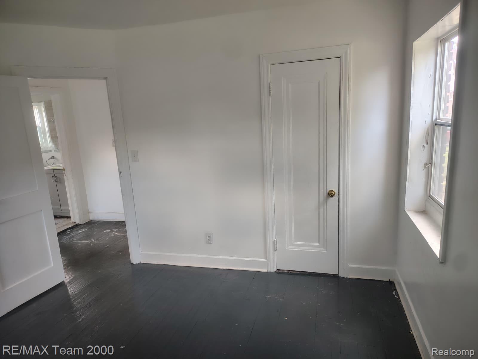 8860 Appoline Street Detroit, MI 48228 - Photo 22 of 45 WhatsApp Image 2026-06-16 at 7.08.07 PM (9).jpeg