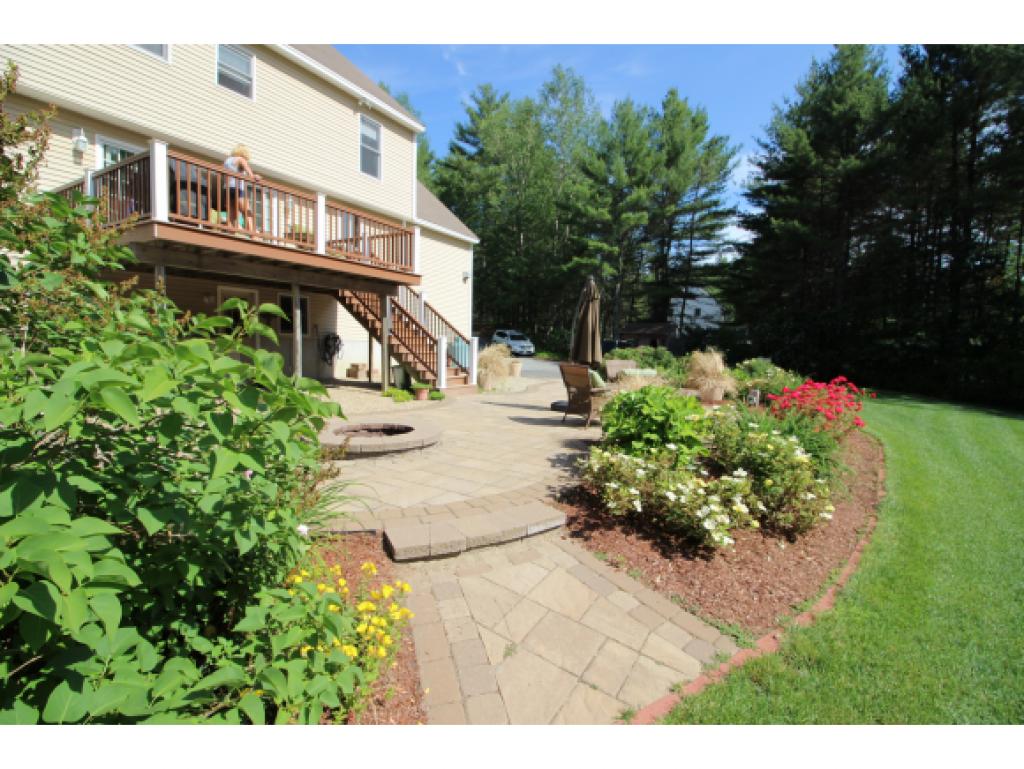 14 Field Road Windham, NH 03087 - Photo 11 of 29
