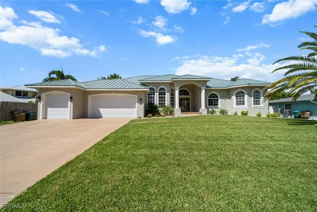 $650,000 | 535 Coral Drive, Cape Coral, FL 33904
