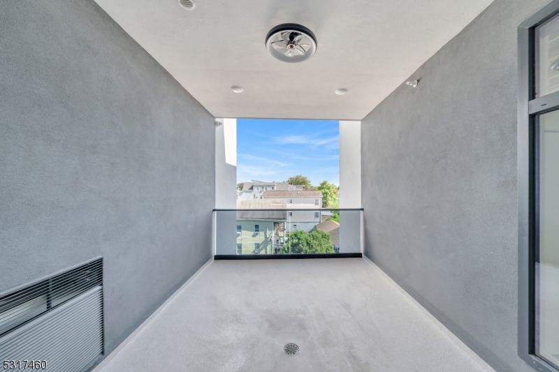 22 Bloomfield Avenue, Unit 215 Paterson, NJ 07503 - Photo 5 of 11