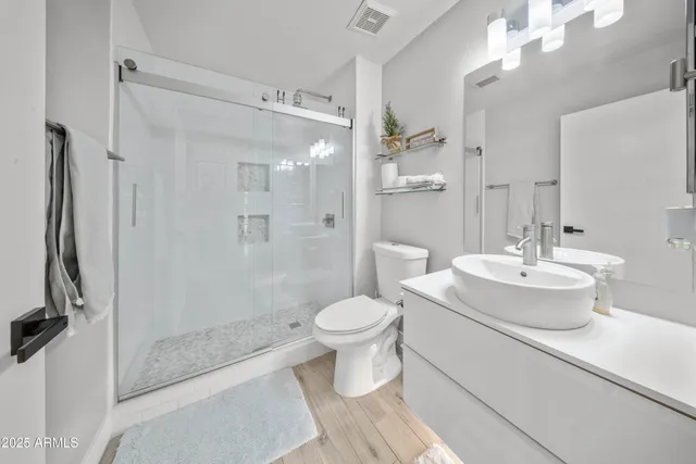 $674,990 | 1042 West Bruce Avenue, Gilbert, AZ 85233