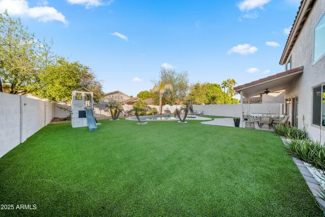 $674,990 | 1042 West Bruce Avenue, Gilbert, AZ 85233