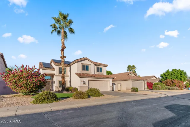 $674,990 | 1042 West Bruce Avenue, Gilbert, AZ 85233