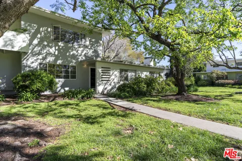 $450,000 | 5165 Village Green, Los Angeles, CA 90016
