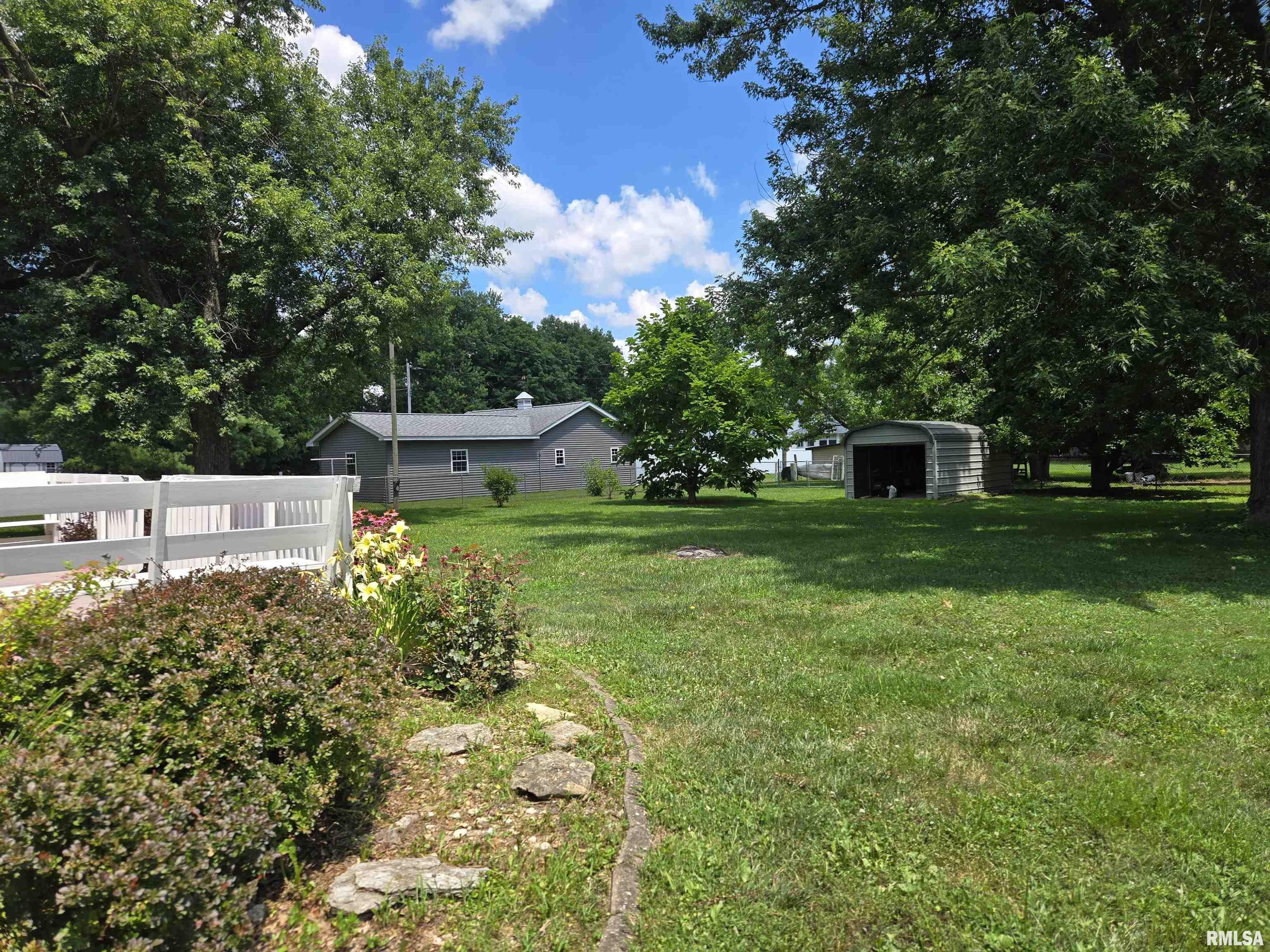 513 South Marion Street Carthage, IL 62321 - Photo 30 of 43