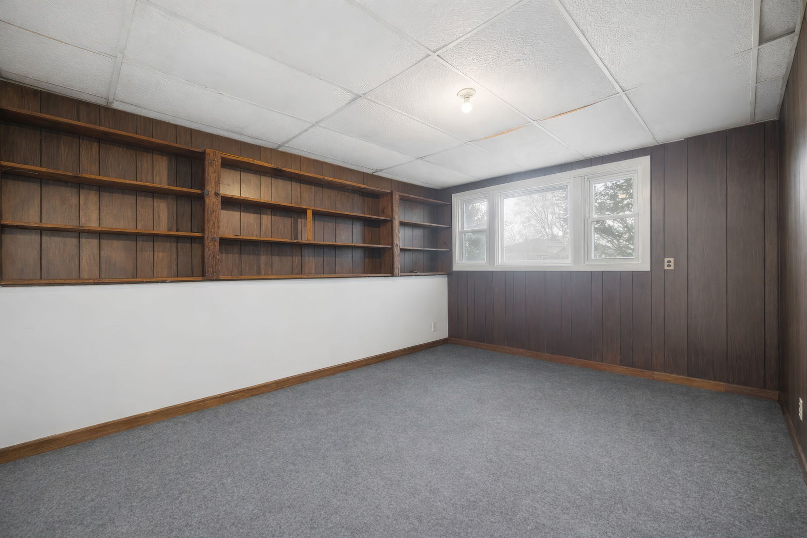 933 Iowa Avenue Addison, IL 60101 - Photo 18 of 24