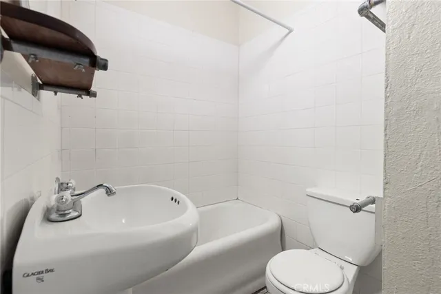 $315,000 | 1048 West 5th Street, Chico, CA 95928