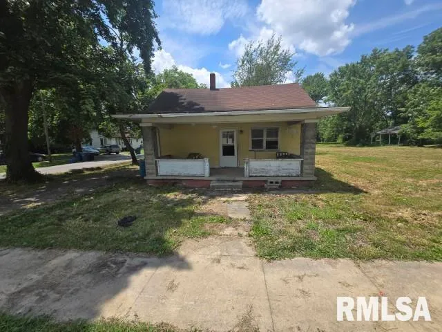 $12,000 | 629 South 18th Street, Mount Vernon, IL 62864