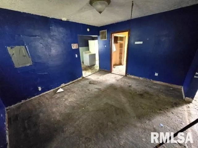 $12,000 | 629 South 18th Street, Mount Vernon, IL 62864