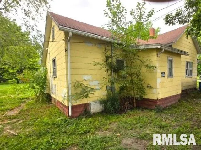 $12,000 | 629 South 18th Street, Mount Vernon, IL 62864